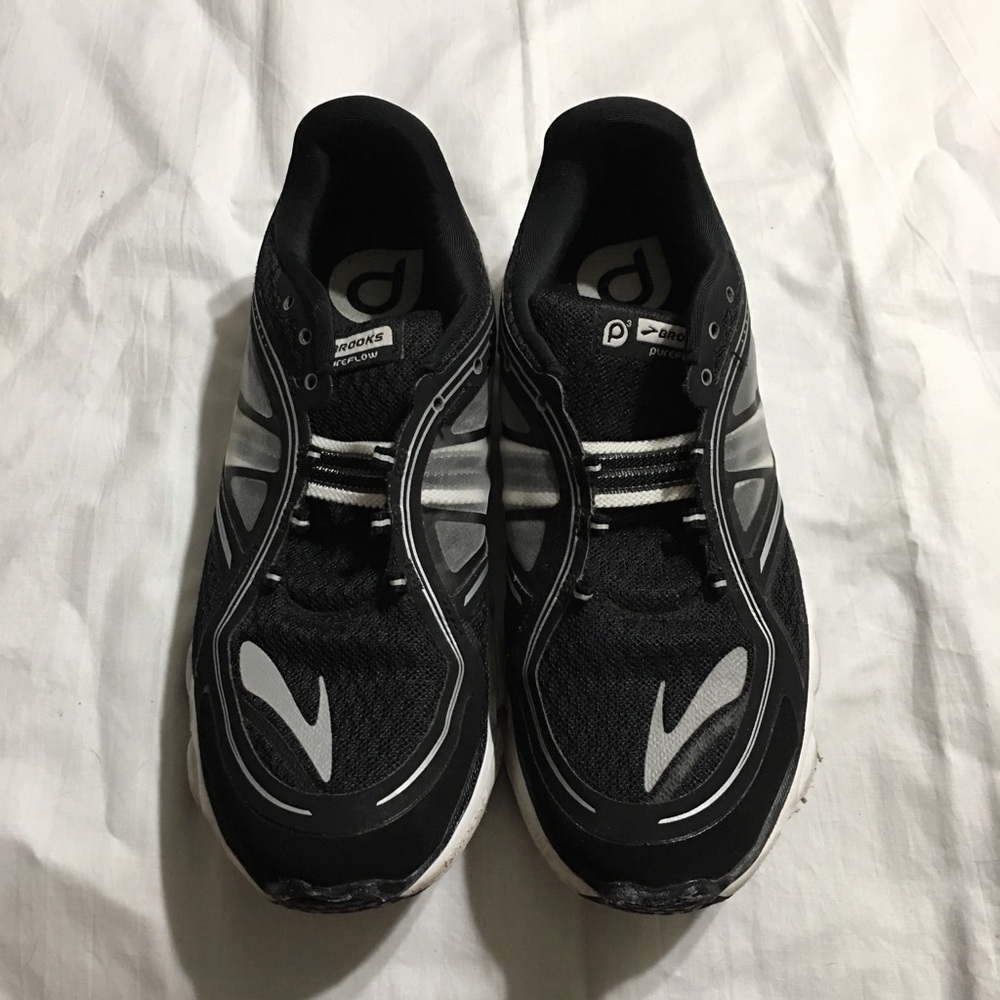 Brooks Pureflow SZ 8 Med mens